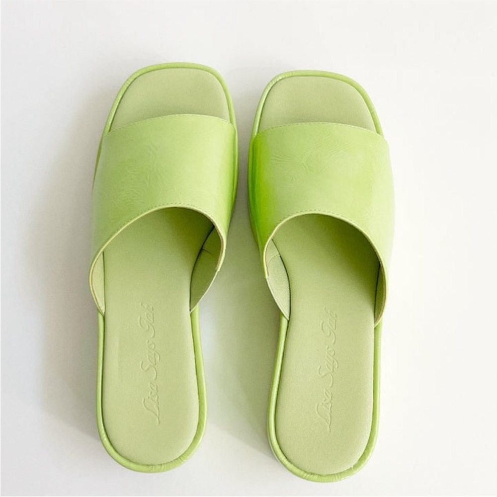 Lisa Says Gah Green Dakota Flatform
